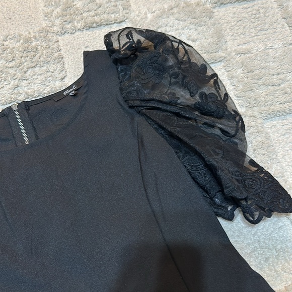 Kate C. womens top - Picture 2 of 5